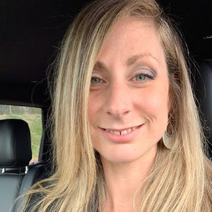 Meet your Posher, Nicole